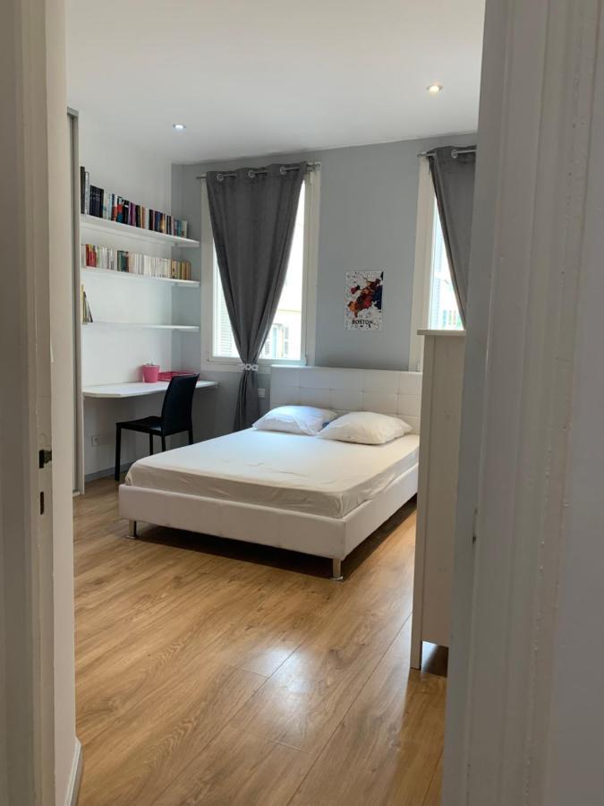 Appartement Avec Jardin En Centre Ville アジャクシオ エクステリア 写真
